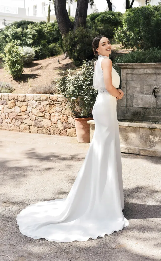 Bella by Eglantine BEL22501 brudekjole