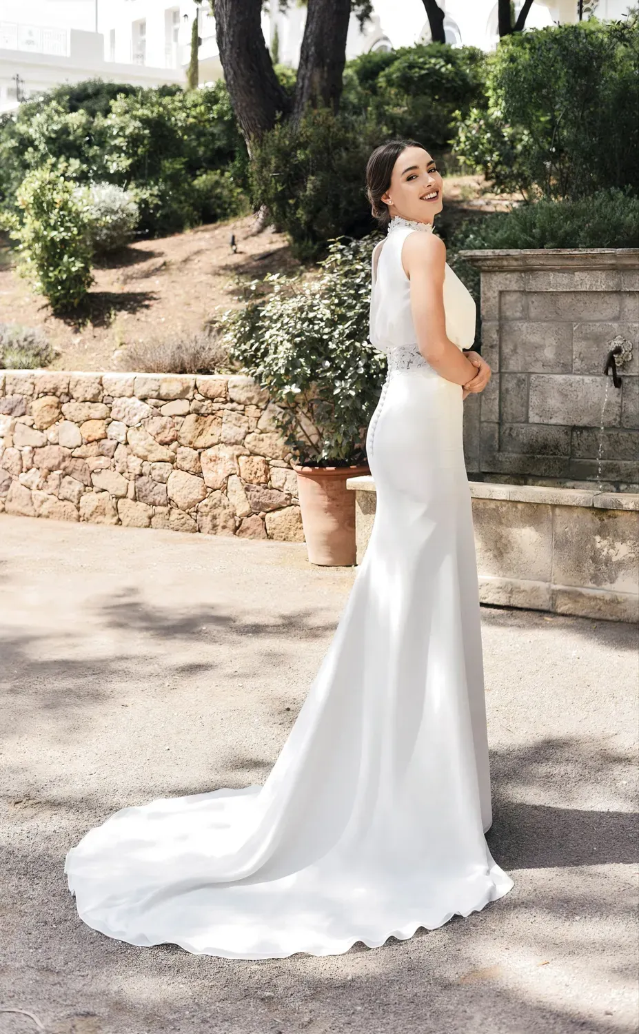 Bella by Eglantine BEL22501 brudekjole