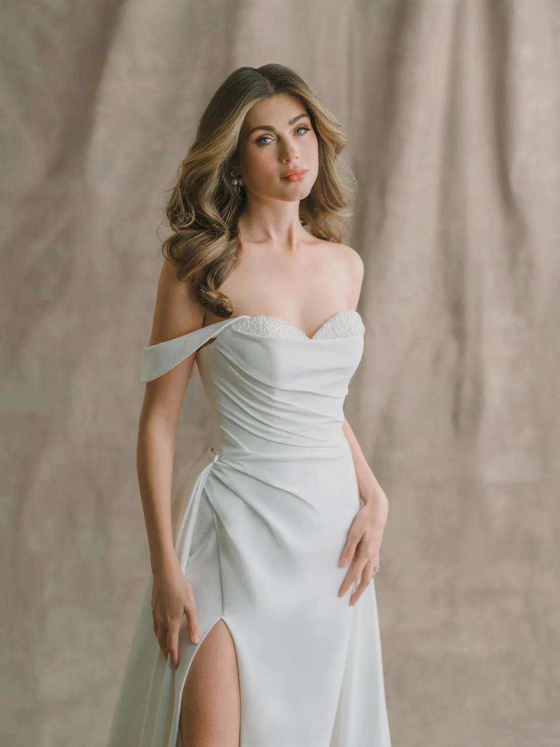 Allure Abella E614T Keira slæb ivory aftageligt crepe