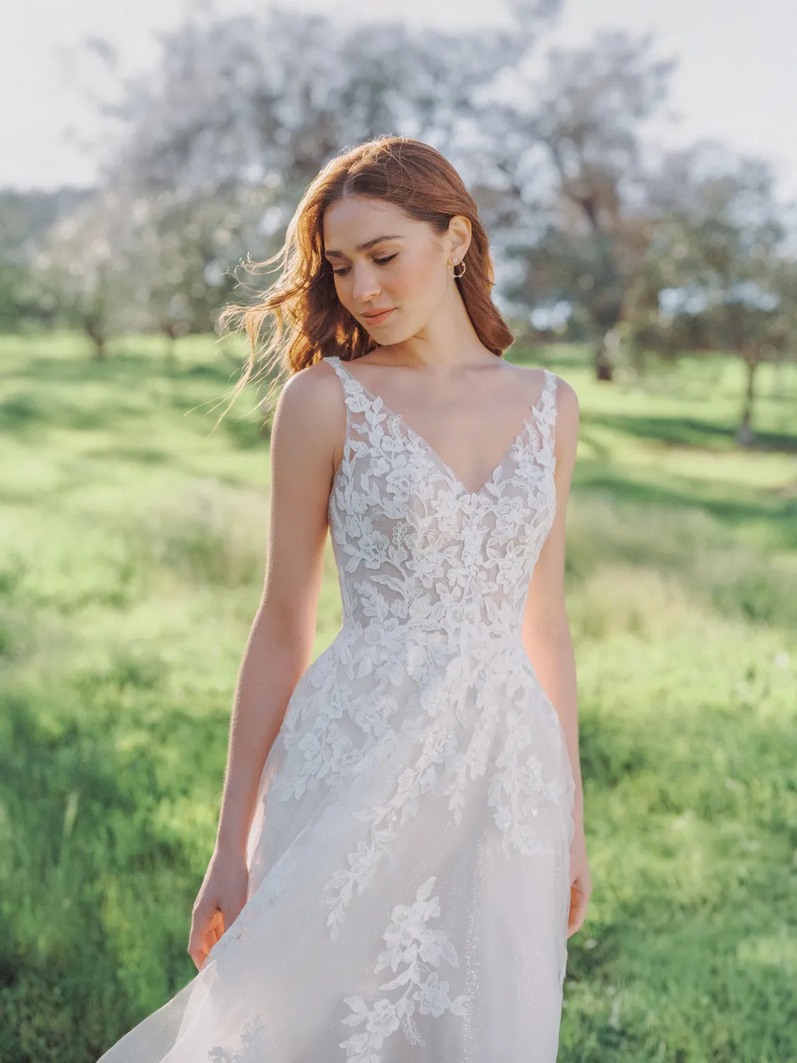 Allure Bridal R3983 brudekjole champagne/ivory A-line blonde