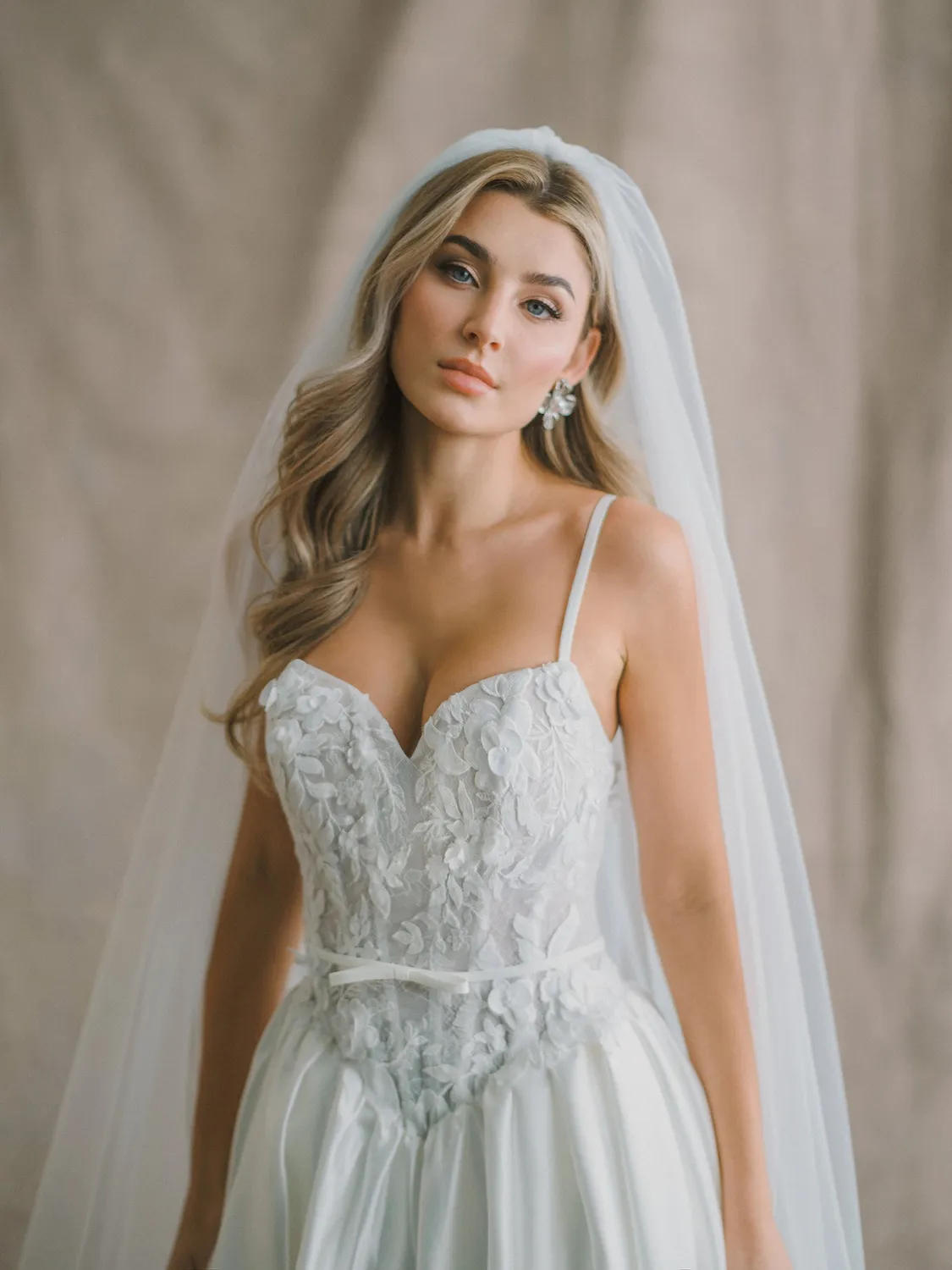 Allure Abella E613 Amelia brudekjole ivory korset