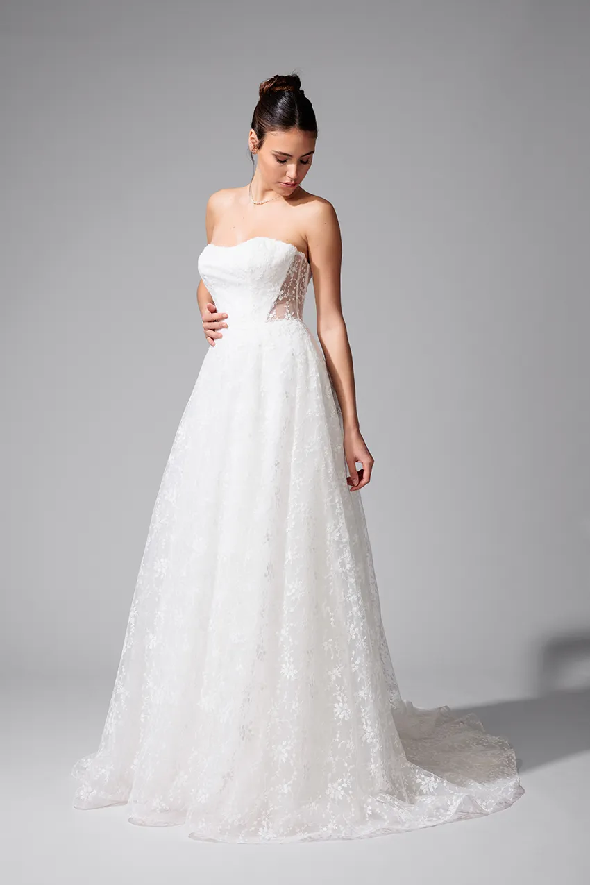Bella by Eglantine BEL22703 brudekjole let tyl