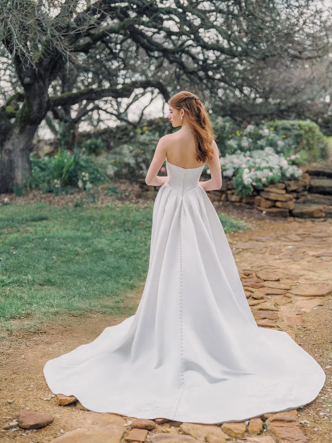Allure Bridal Romance R3972 satin brudekjole ivory