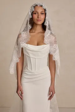 Made With Love Fleur slør brude chantilly 3m