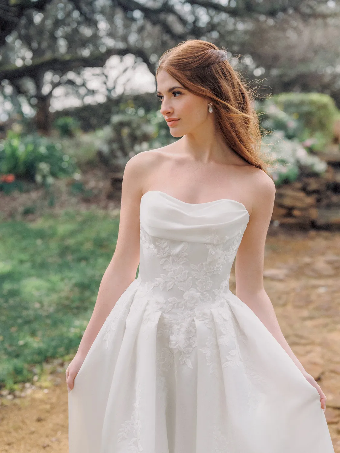 Allure Bridal Romance R3972 satin brudekjole ivory