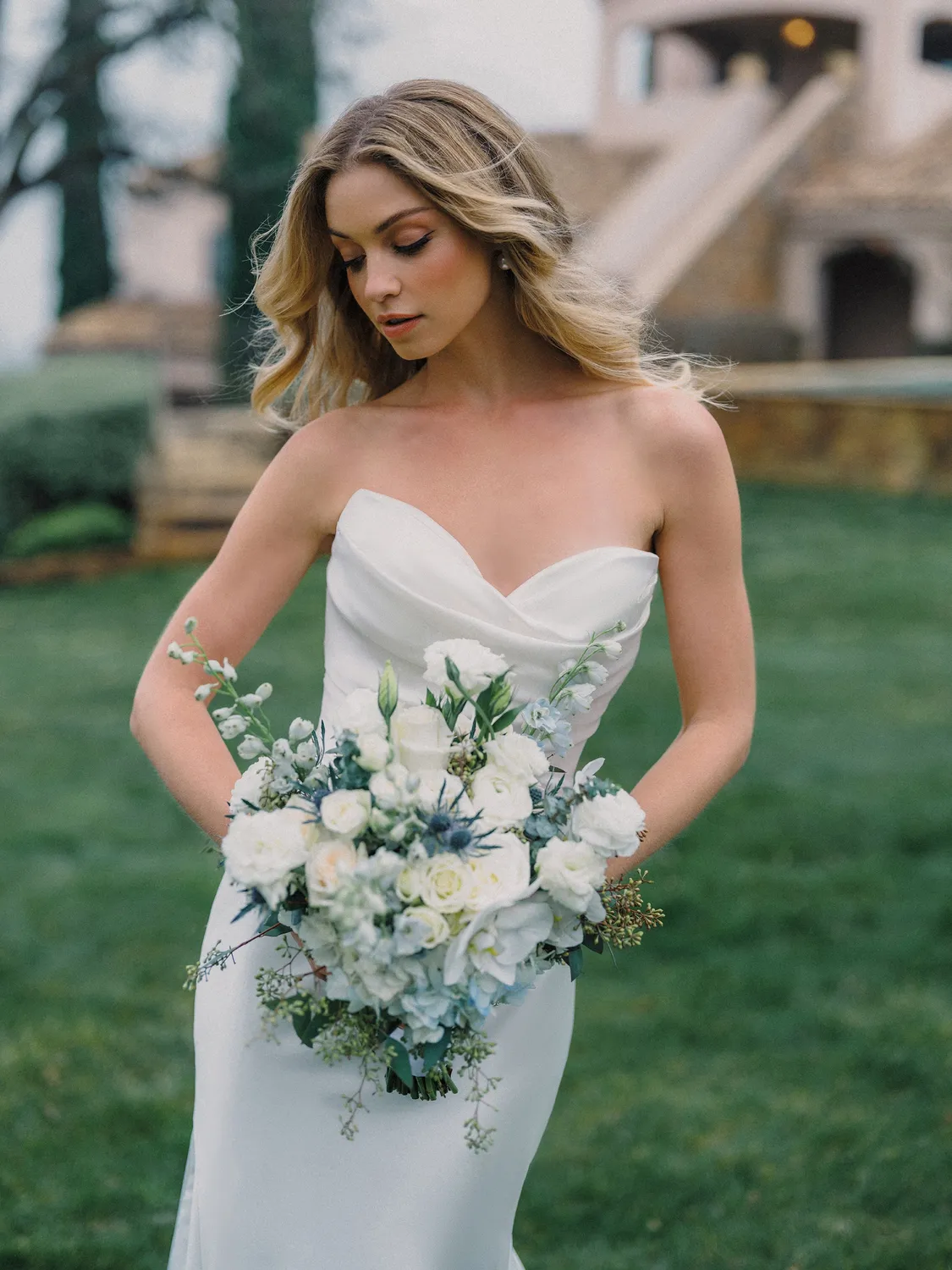 Allure Bridals A1488 brudekjole Ivory mikado fit-flare