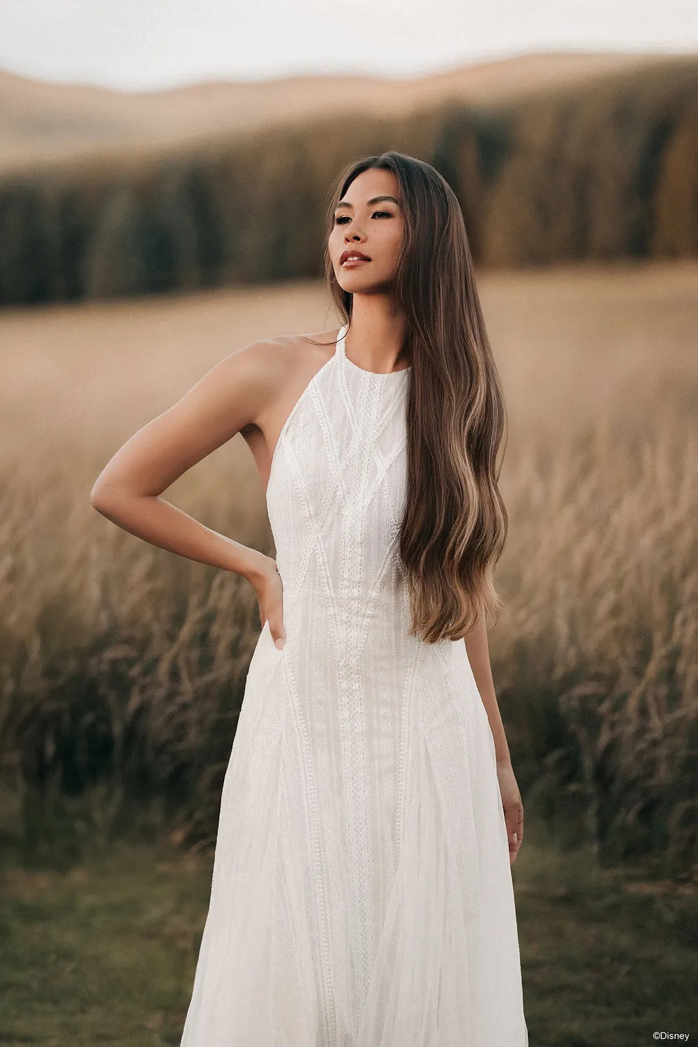 Disney D465 Pocahontas brudekjole blonde ivory