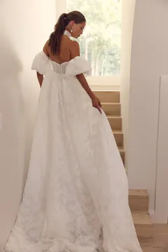Made With Love Bridal Prim brudecape organzaforet