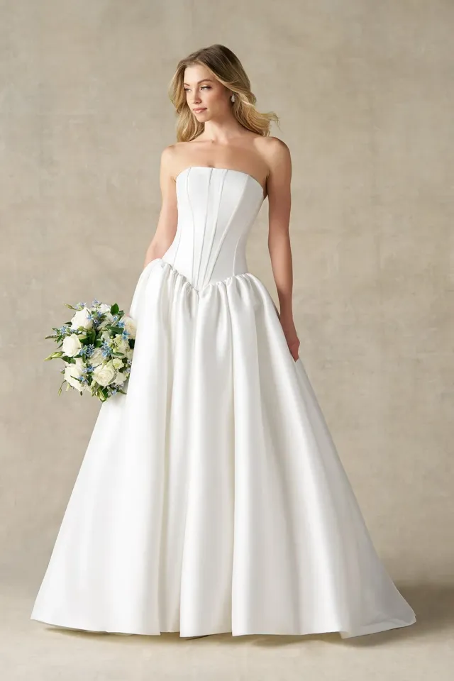 Allure Bridals A1482A brudekjole Ivory mikado ballgown