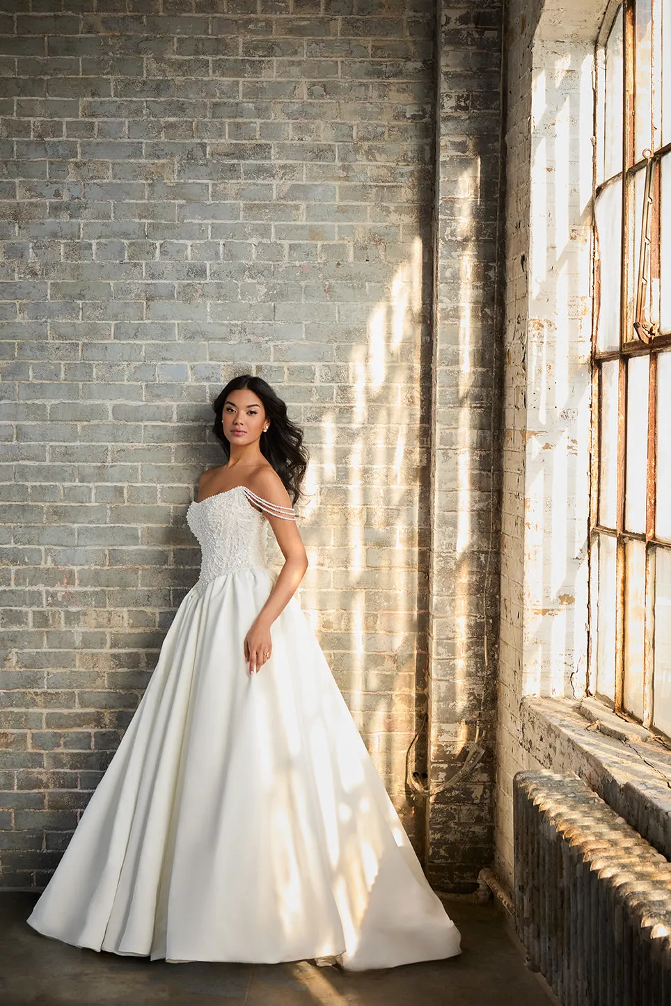 Allure Bridal Madison James MJ1274 Colette brudekjole ivory