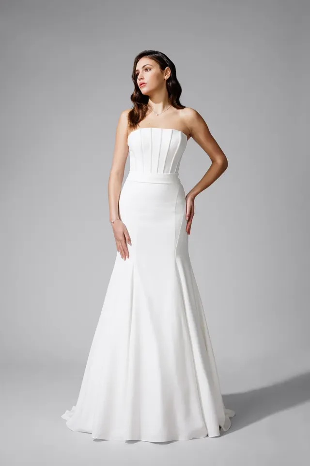 Bella by Eglantine BEL22719 brudekjole i crepe