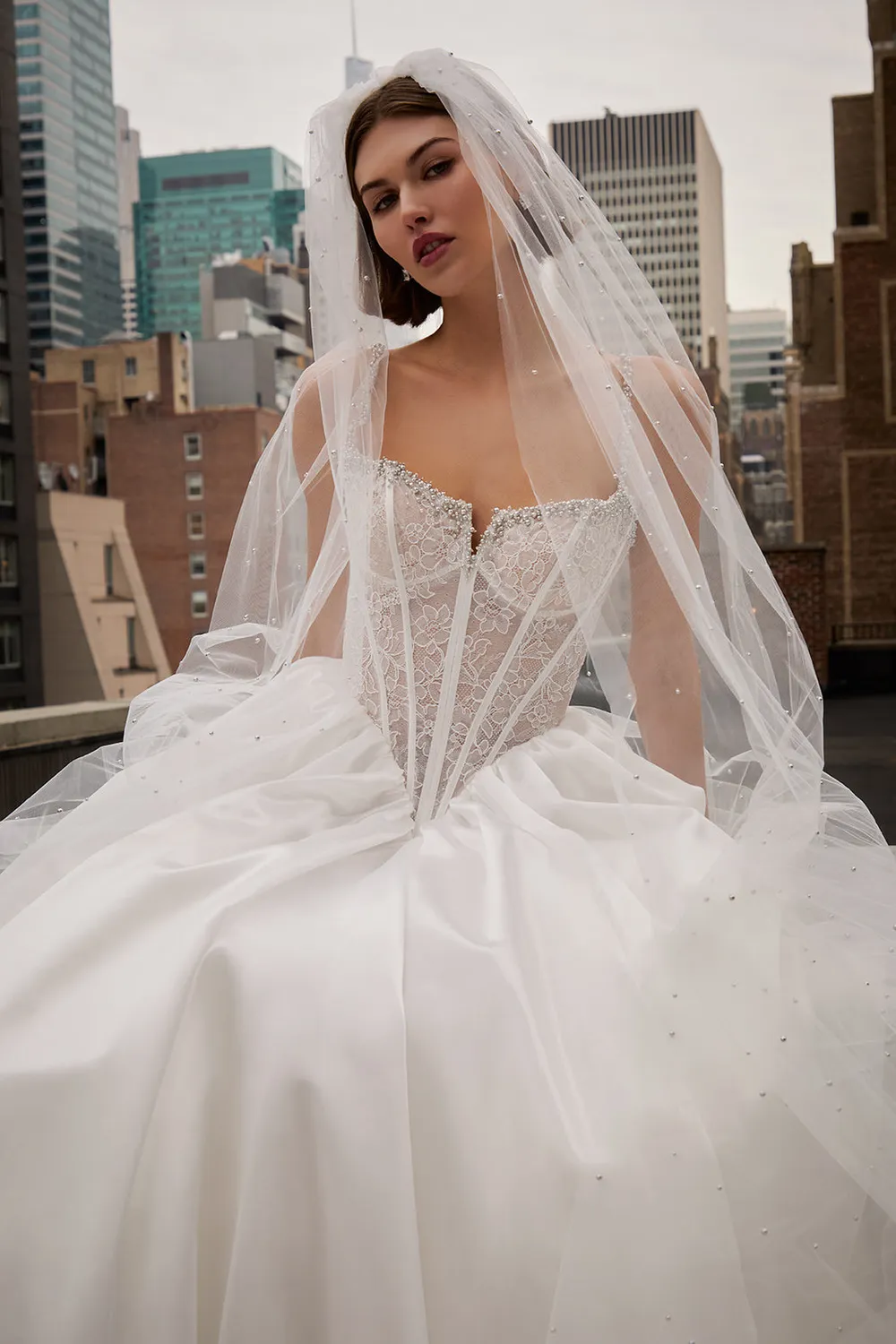 Allure Bridal MJ1288 Clementine brudekjole ivory/champagne/sølv organza